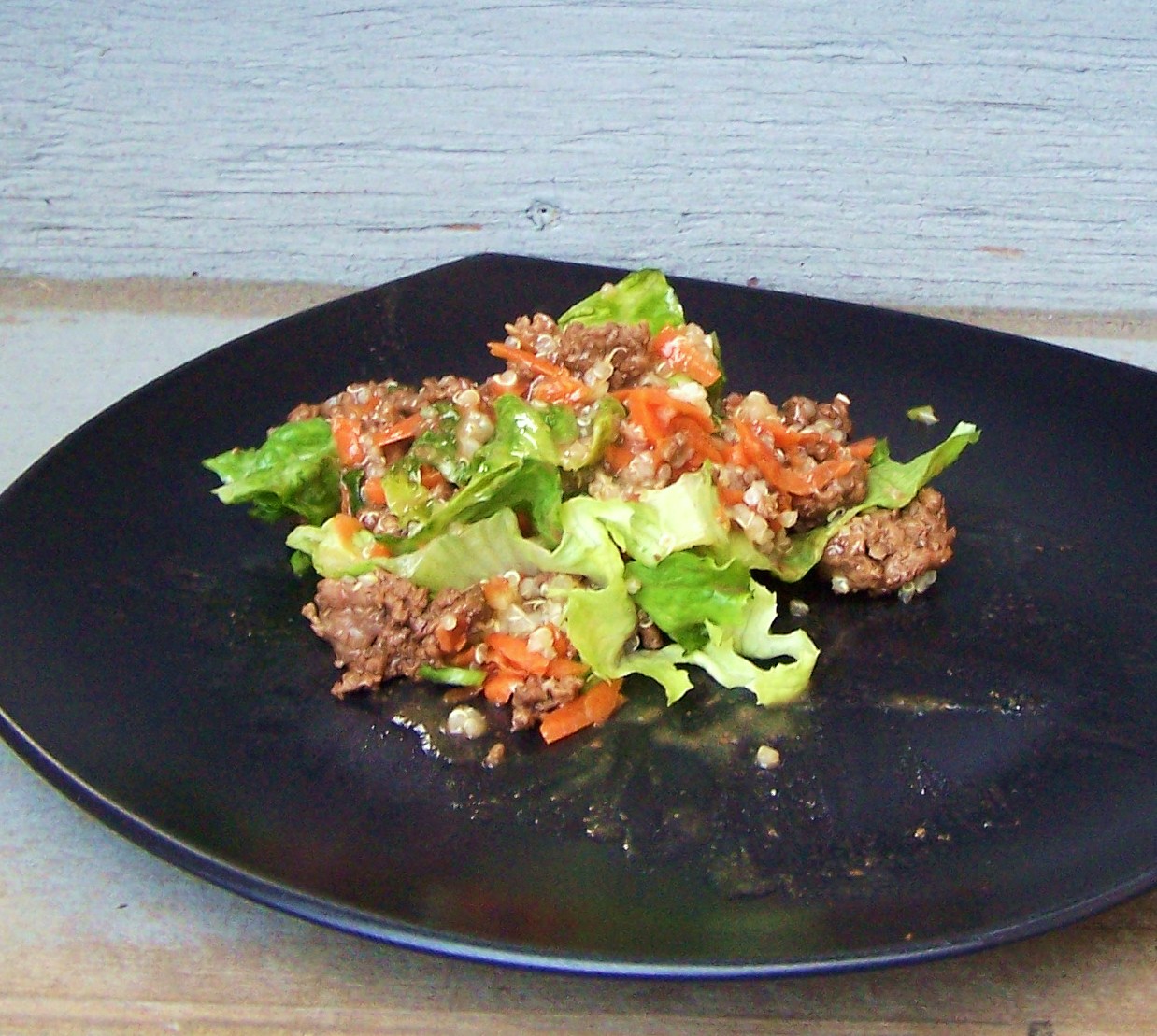 Teriyaki Beef & Quinoa on Lettuce