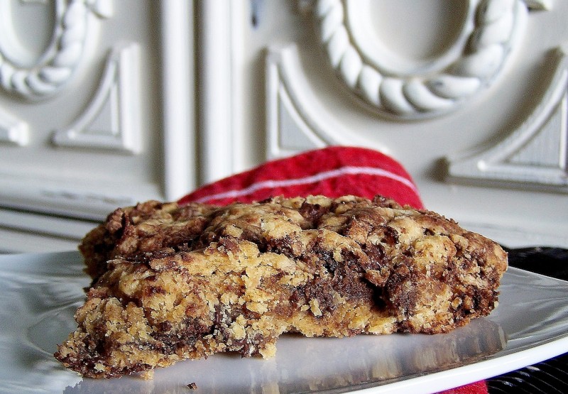 Peanut Butter & Chocolate Chunk Skillet Cookie - perfection in one pan.