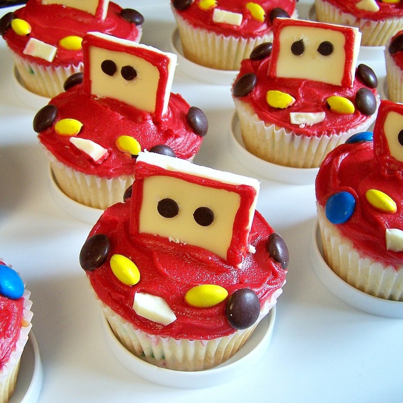 Disney Inspired Lightning McQueen Cupcakes - Little Fish