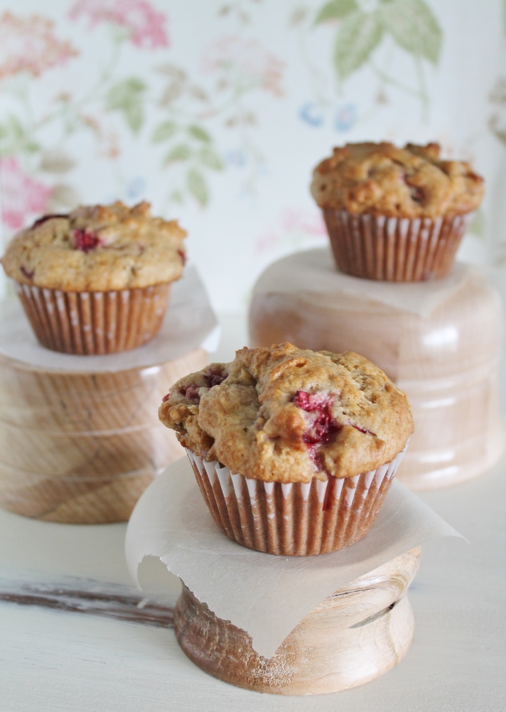 Strawberry Rhubarb Muffins with Streusel Topping