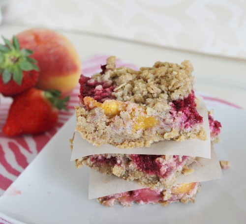 Peach Raspberry Crumble Squares