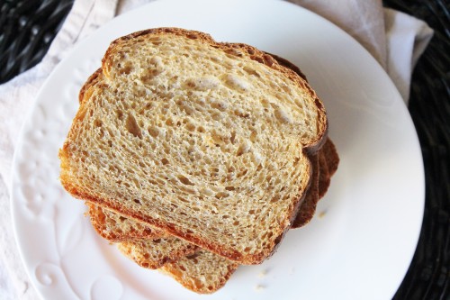 Molasses Oat Sandwich Bread - healthy bread forgiving for those of us less than friendly with yeast!