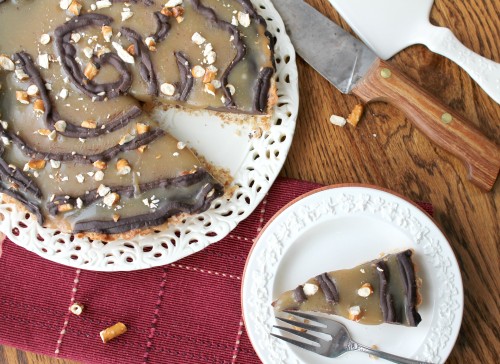 Chocolate Caramel Pretzel Tart - sweet & salty dessert perfection!