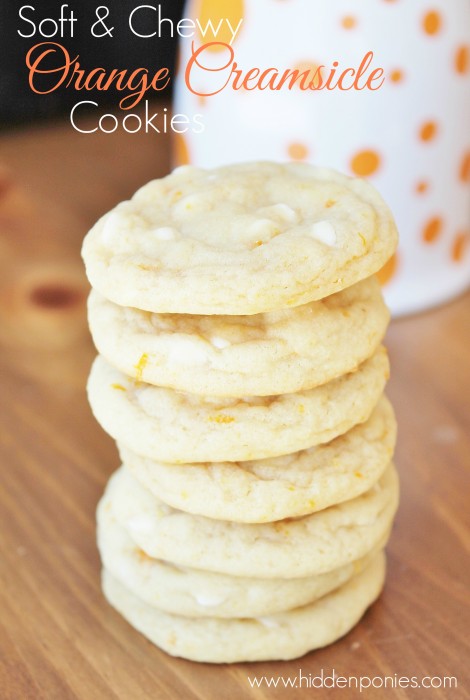 Orange Creamsicle Cookies - all the creamy, dreamy flavours of an orange creamsicle in a super chewy, stay-soft cookie!