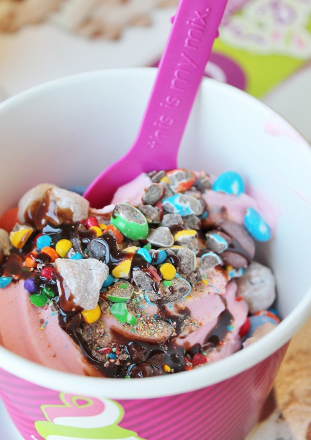 Menchies frozen yogurt