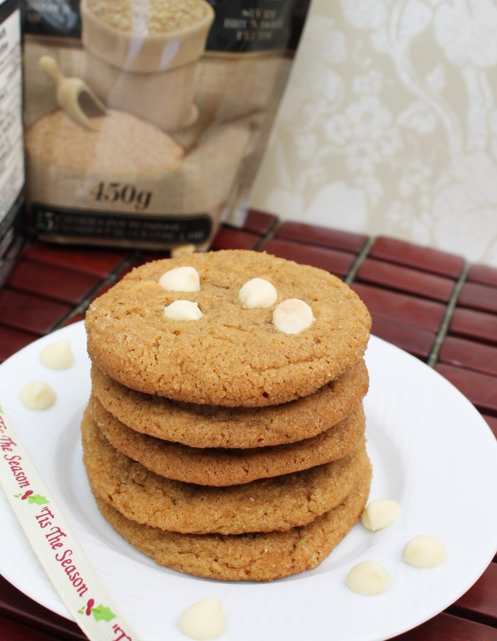 Chewy Molasses Cookie