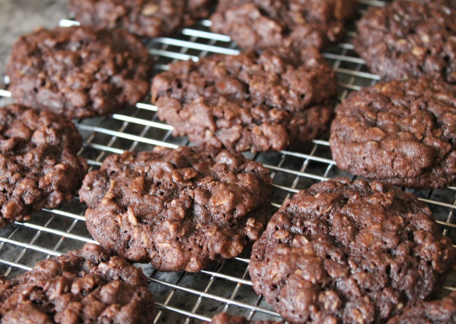 chocolate oatmeal cookies (2)