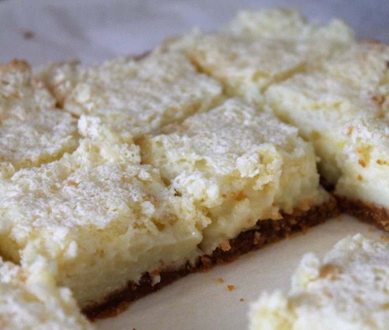 Lemon Cheesecake Squares